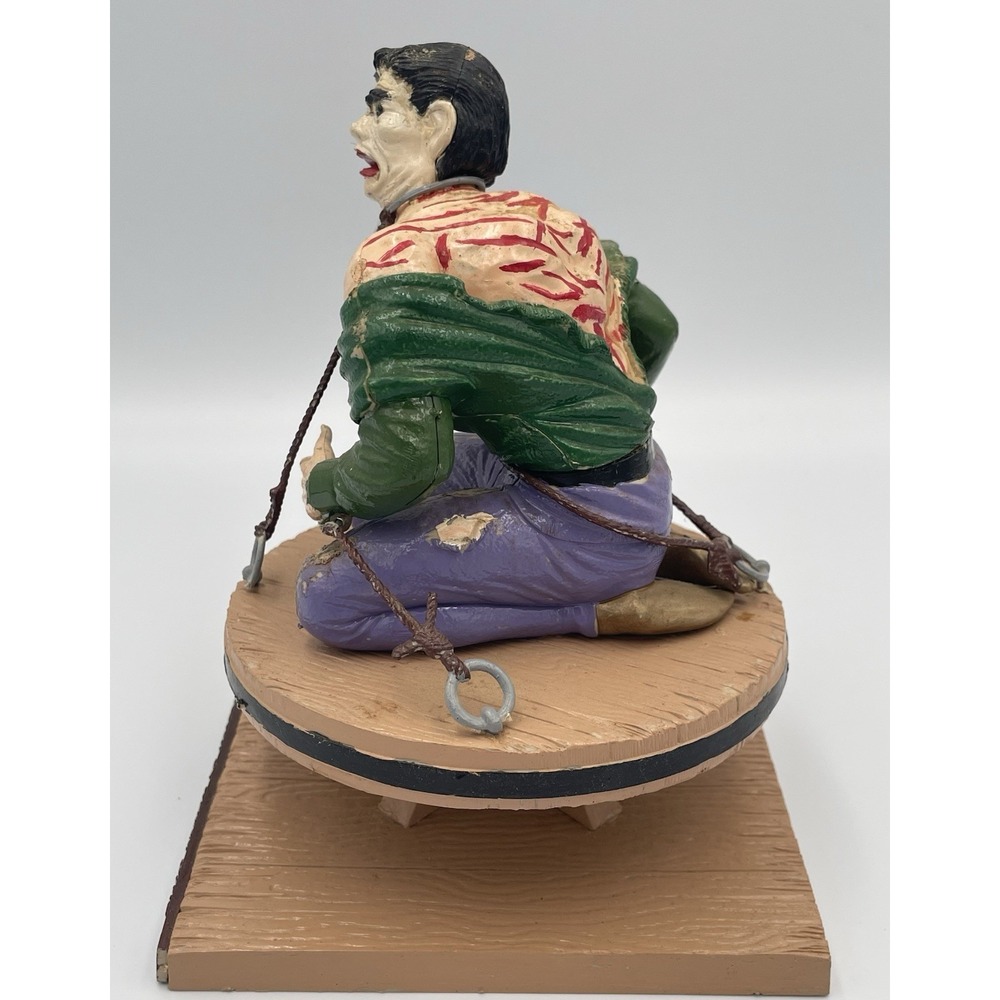 Vtg. 1963 Aurora HUNCHBACK Notre Dame Monster Model Kit Assembled Hand Painted - Picture 4 of 15